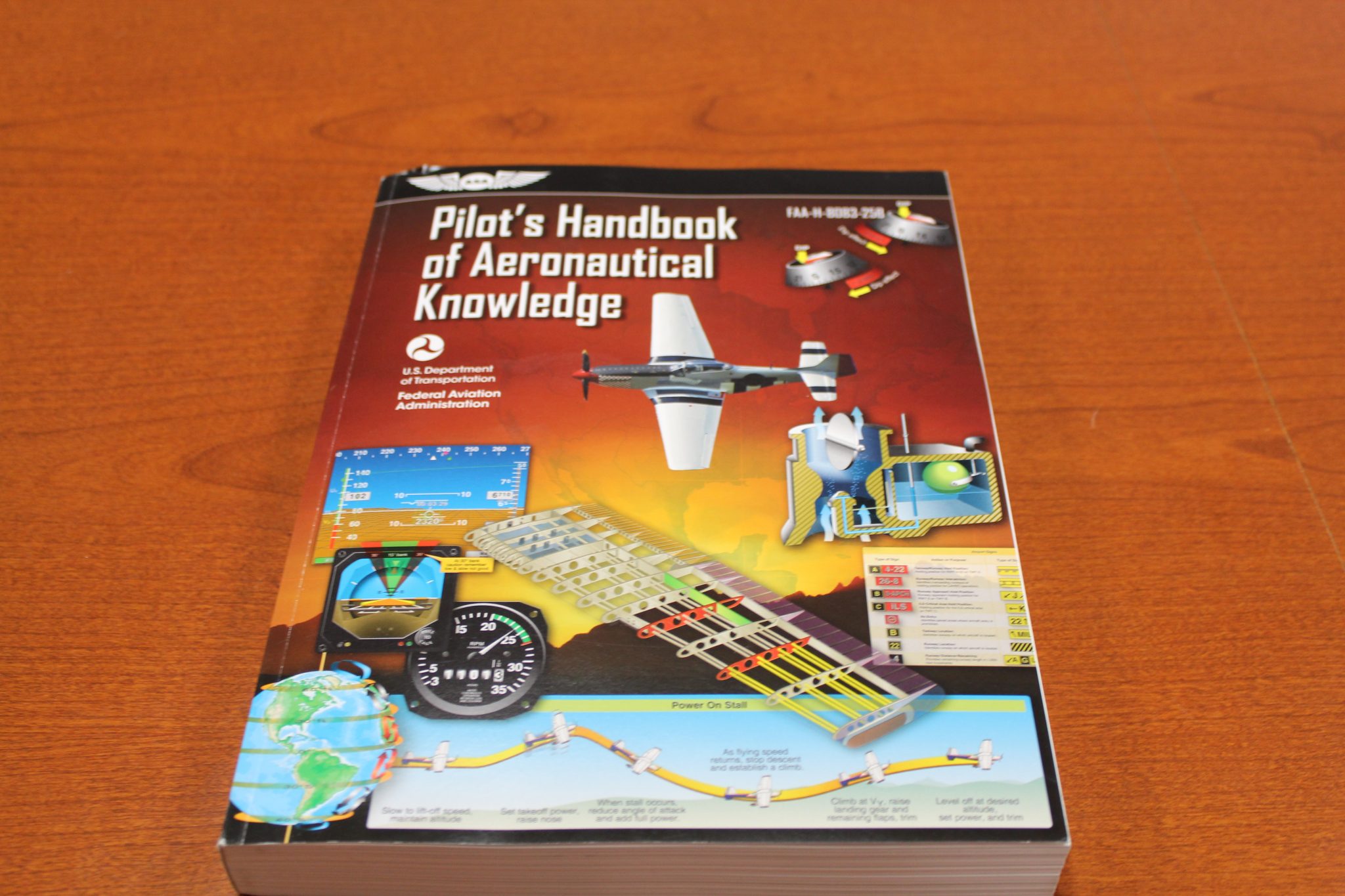 Pilot's Handbook of Aeronautical Knowledge Illinois Aviation Academy