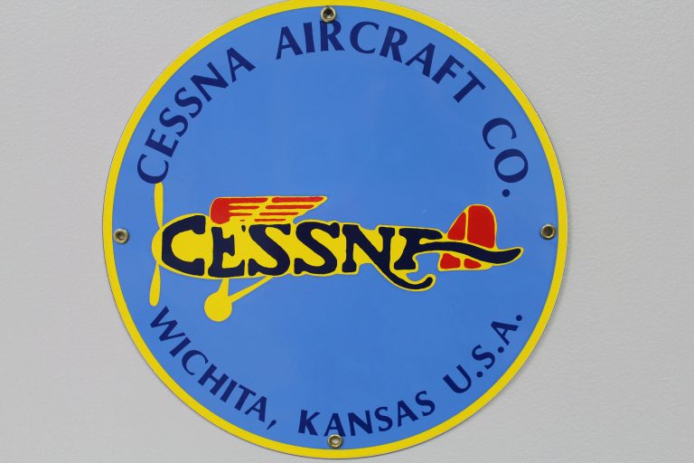 Metal Sign Cessna Aircraft | Illinois Aviation Academy